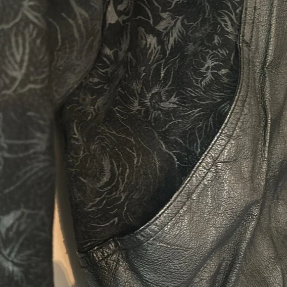 Greg Bell black leather jacket with paisley suede panels. - Picture 7 of 13